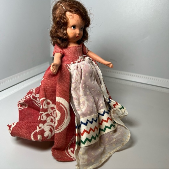 Vintage Storybook Dolls Sleepy Eyes Porcelain With Stands 5” - Picture 11 of 14